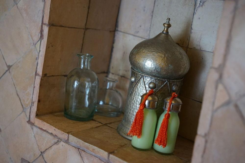 ホテル Le Cazar El Ain エクステリア 写真